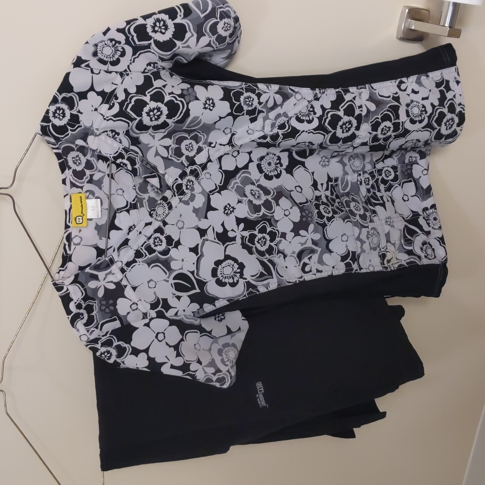 Set of scrubs: Grey's Anatomy and WonderWink